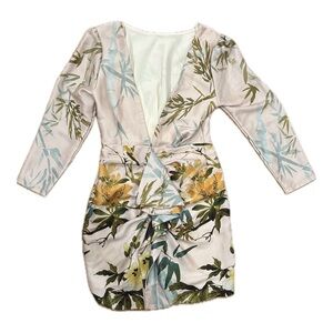 Souvenir | Low Cut Floral Dress